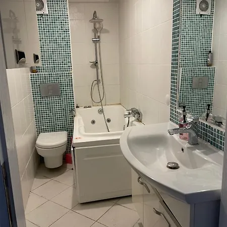 Comfortable&cozy Entire Unit Apartment *